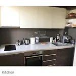 Apartment Premium High Rise, Gorgeous Views *